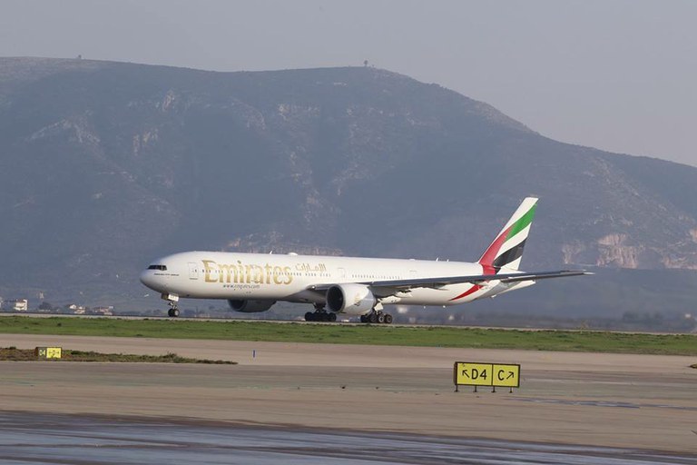 Aviao-Emirates.jpeg