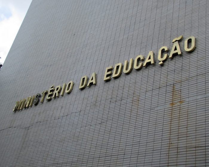 ministerio-da-educaçao.jpg