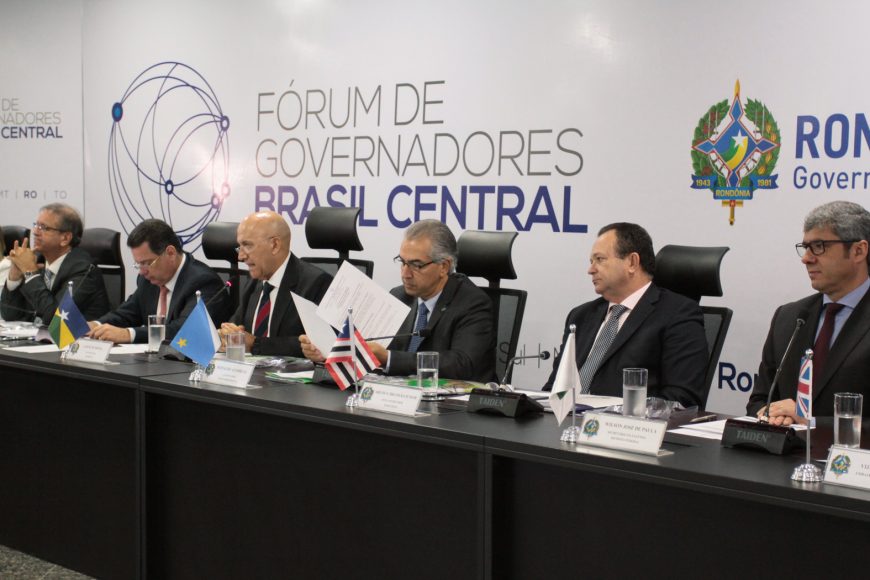 Fórum-de-Governadores-Brasil-Central-06.10.2017-foto-Esio-Mendes-10-870x580.jpg